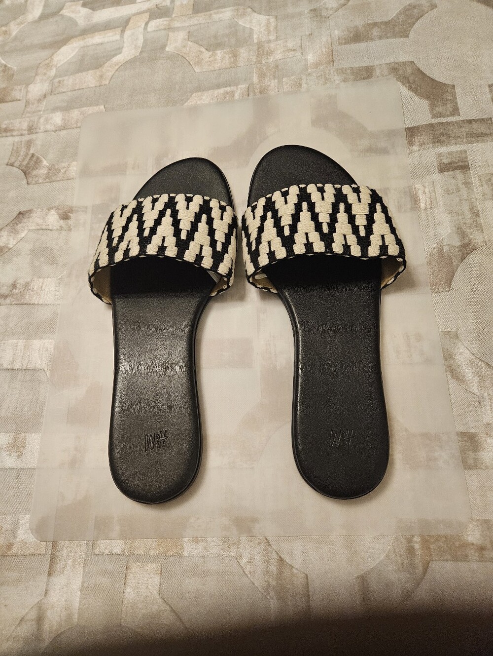 H&M Black & White Flat Sandal Slides